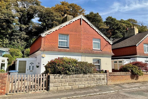 Castlemount Road, Dover, CT16